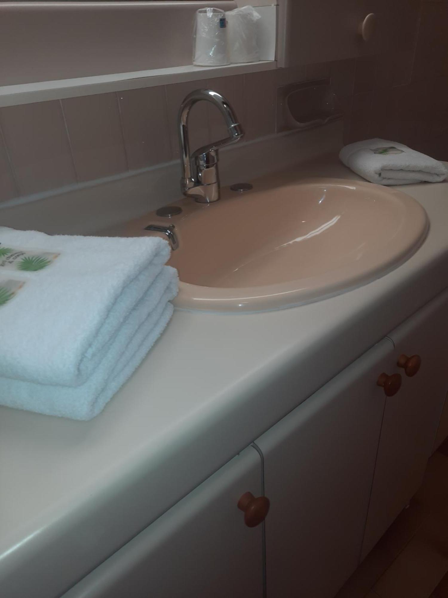 Hotel Central Digne-les-Bains Phòng bức ảnh
